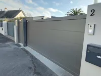 Pose d'un nouveau portail coulissant motorisé