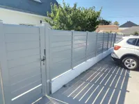 Clôture lames persiennees en PVC